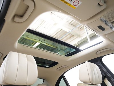 صورة 2 لـ 2021 Mercedes-BENZ E-CLASS