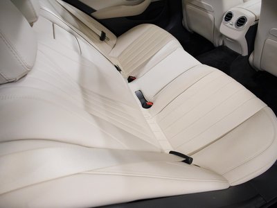 صورة مصغرة 32 لـ 2021 Mercedes-BENZ E-CLASS