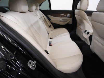 صورة مصغرة 31 لـ 2021 Mercedes-BENZ E-CLASS