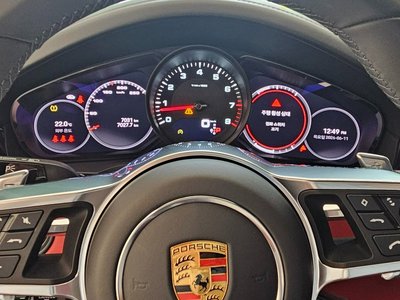 PORSCHE CAYENNE - 8