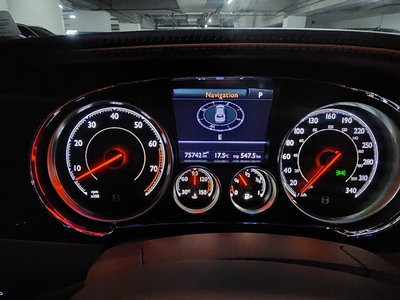 صورة 8 لـ 2016 Bentley FLYING SPUR