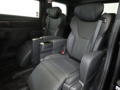صورة 33 لـ 2024 Toyota ALPHARD