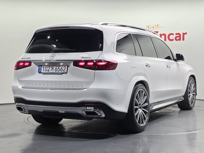 2025 Mercedes-BENZ GLS 照片 3