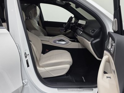 2025 Mercedes-BENZ GLS thumbnail 11
