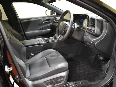 TOYOTA CROWN CROSSOVER - 9