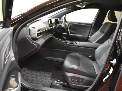 TOYOTA CROWN CROSSOVER - 5