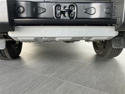 TOYOTA LAND CRUISER 70 - 6