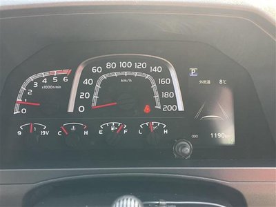 TOYOTA LAND CRUISER 70 - 7