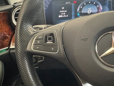 2017 Mercedes-BENZ E-CLASS 缩略图 60