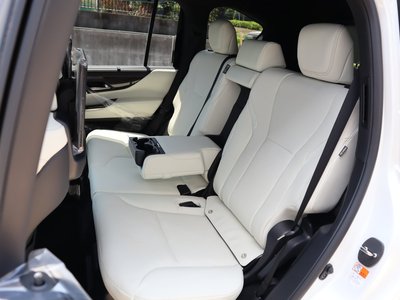 صورة مصغرة 55 لـ 2025 Lexus LX