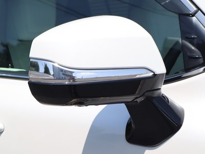 صورة مصغرة 77 لـ 2025 Lexus LX