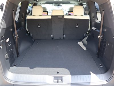 صورة مصغرة 71 لـ 2025 Lexus LX