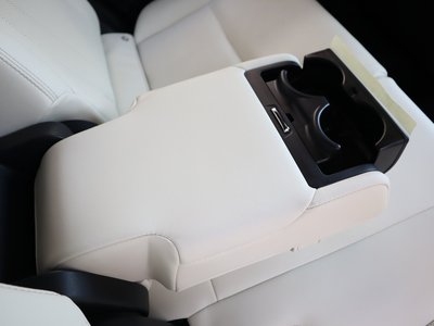 صورة مصغرة 70 لـ 2025 Lexus LX