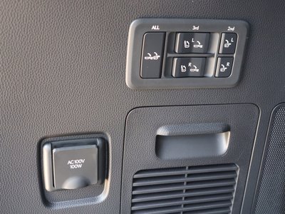 صورة مصغرة 33 لـ 2025 Lexus LX