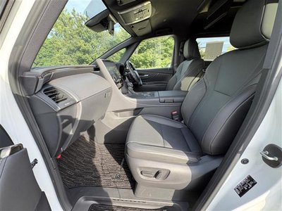 2025 Toyota ALPHARD — миниатюра 30