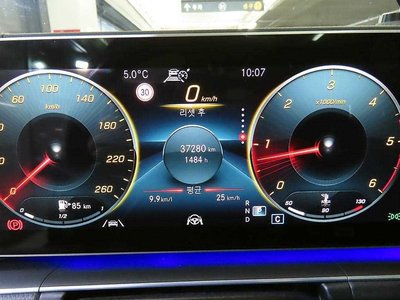 MERCEDES-BENZ GLE - 9