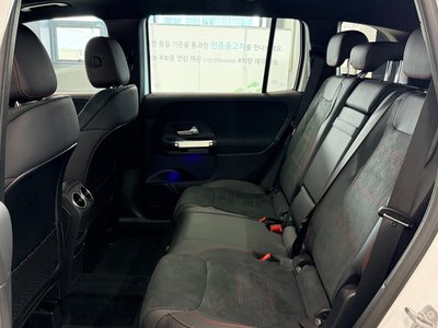 MERCEDES-BENZ GLB - 10