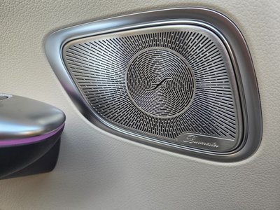 MERCEDES-BENZ GLC - 10