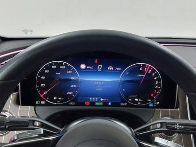 2025 Mercedes-BENZ E-CLASS 照片 8