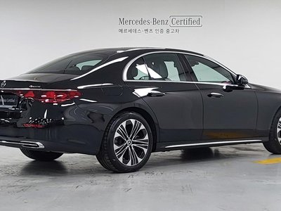 2025 Mercedes-BENZ E-CLASS 照片 4