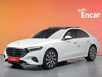 MERCEDES-BENZ E-CLASS - 1