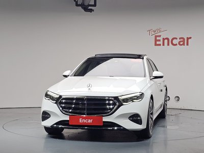 MERCEDES-BENZ E-CLASS - 3