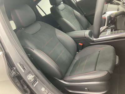 MERCEDES-BENZ GLA - 3