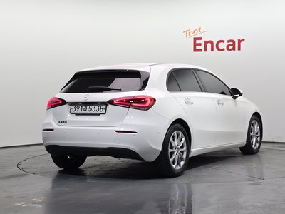 MERCEDES-BENZ A-CLASS - 4