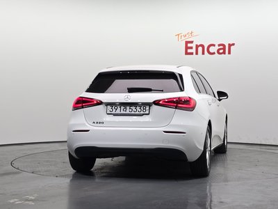 MERCEDES-BENZ A-CLASS - 3