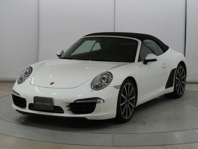 PORSCHE 911 CABRIOLET - 10