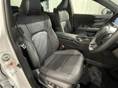 صورة مصغرة 30 لـ 2024 Toyota CROWN CROSSOVER