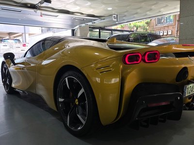 2022 Ferrari SF90 SPIDER 照片 4