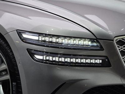 2025 Genesis G80 (RG3) photo 9