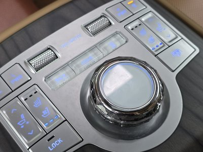 2025 Genesis G80 (RG3) — миниатюра 33