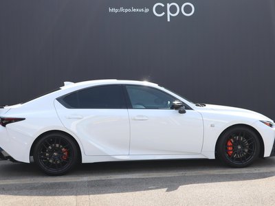 LEXUS IS - 4