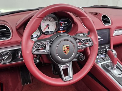 صورة مصغرة 17 لـ 2024 Porsche 718