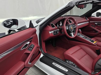 صورة مصغرة 13 لـ 2024 Porsche 718