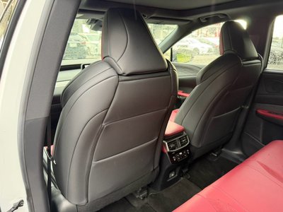 2023 Lexus RX — миниатюра 75