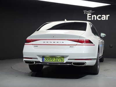 صورة 4 لـ 2024 Genesis G90