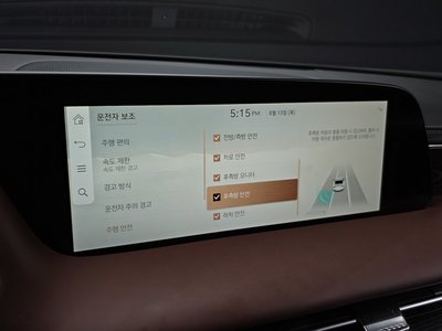 2024 Genesis G90 (RS4) thumbnail 17