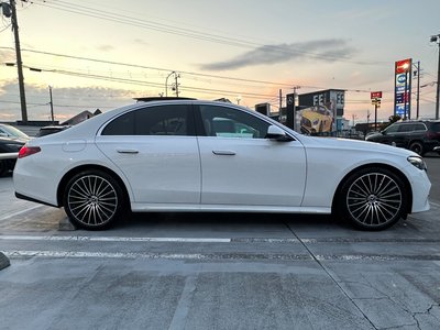 MERCEDES-BENZ E-CLASS - 8