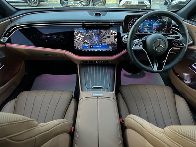 MERCEDES-BENZ E-CLASS - 3