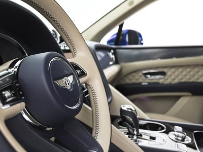 2023 Bentley BENTAYGA — миниатюра 27