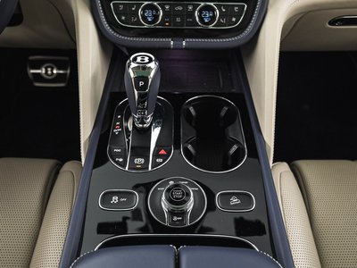 2023 Bentley BENTAYGA — миниатюра 14