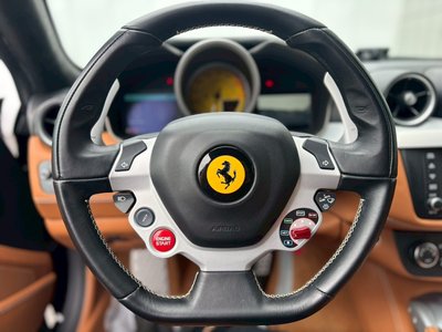 2012 Ferrari FF — миниатюра 16