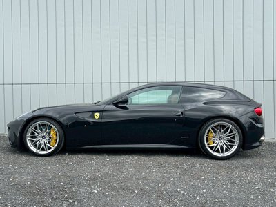 FERRARI FF - 7
