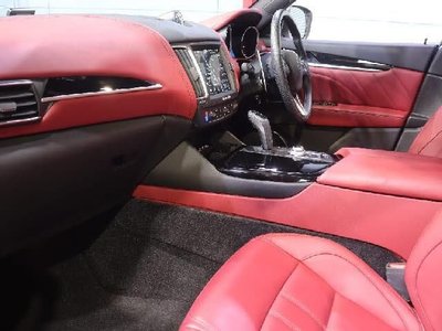 2021 Maserati MASERATI LEVANTE 照片 8