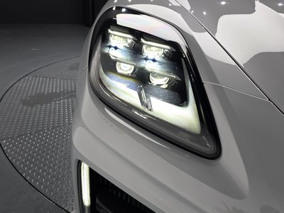 PORSCHE PANAMERA - 9