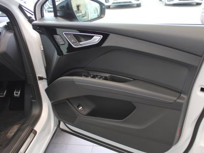2025 AUDI Q4 SPORTBACK E-TRON — миниатюра 13