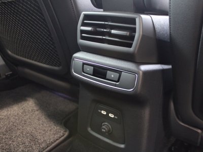 2025 AUDI Q4 SPORTBACK E-TRON — миниатюра 25